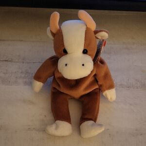 Ty Beanie Baby "Bessie" Brown and White Cow Plush Toy